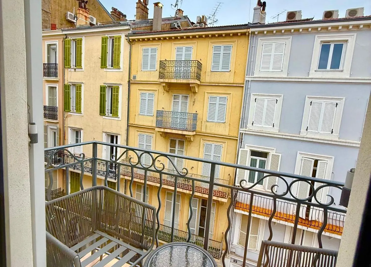 Apartment Le Pinson Mignon Cannes Carre D Or